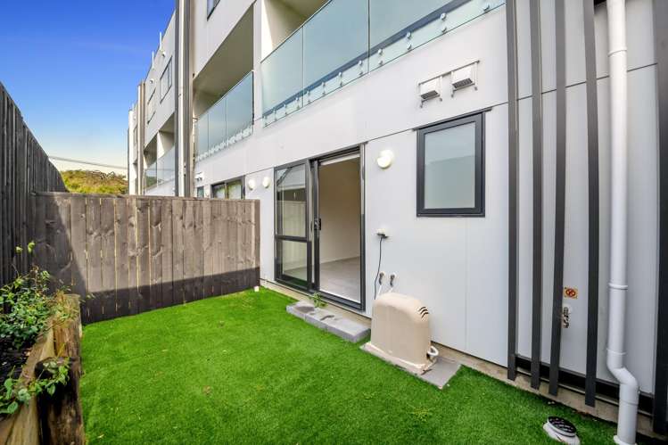 6/21 Erima Avenue Point England_10