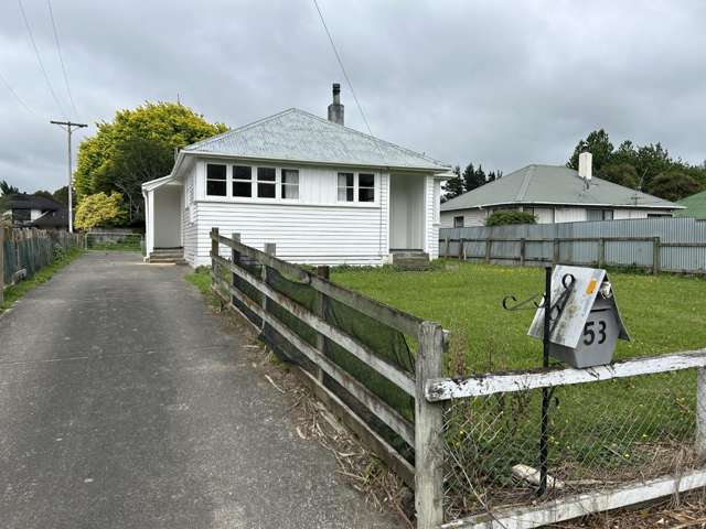 PAHIATUA - 4 BEDROOMS