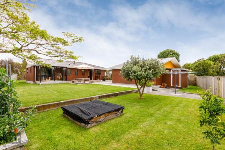 14 Sandstrom Grove Feilding_20