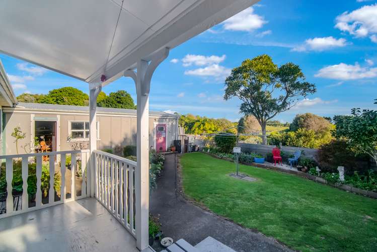 14 Cumming Street Okato_18