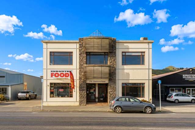 Urgent Sale: Owner Moving Overseas - Reduced Price