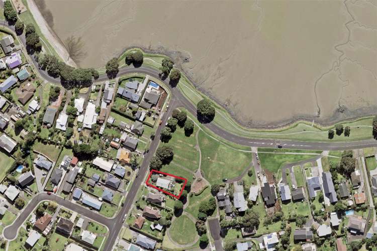 2 Shortt Avenue Mangere Bridge_8