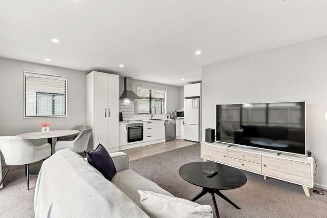 3/30A Northcote Road Northcote_3