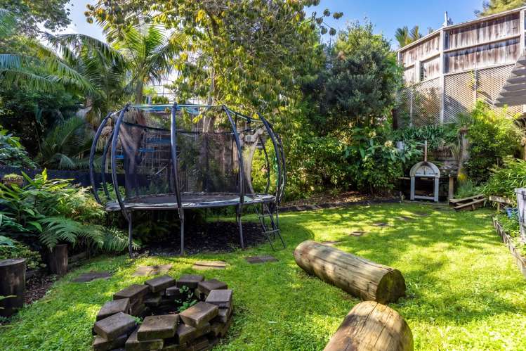 141 Bassett Road Remuera_14