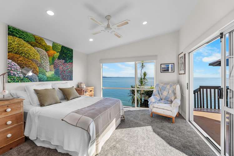 16A Crispe Road Clarks Beach_10