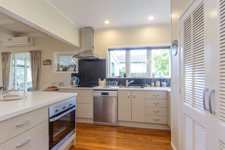 16 Northcote Road Takapuna_8