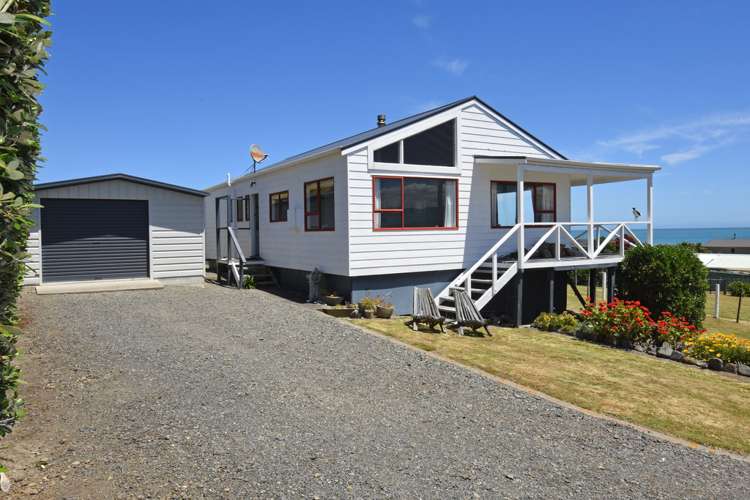 10 Te Miha Crescent Cape Palliser_17