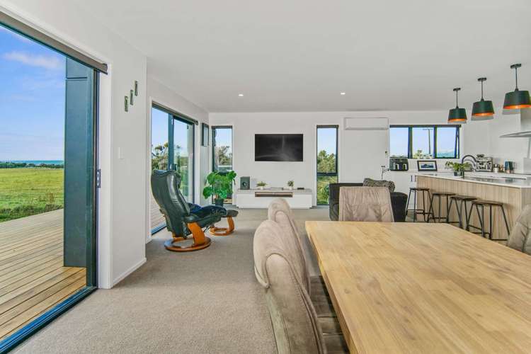 1010 Cape Foulwind Road Cape Foulwind_10