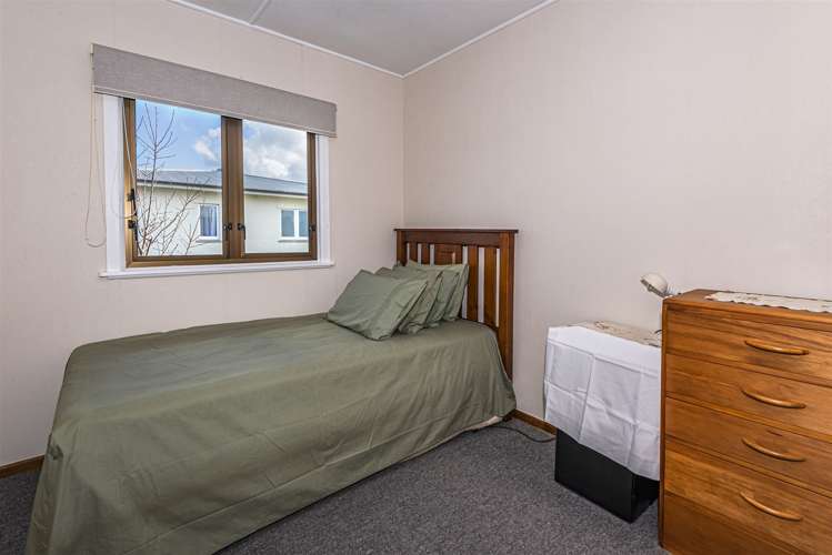 29 Montgomery Avenue Onerahi_17