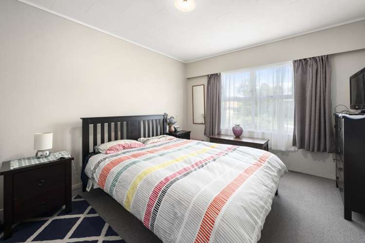 30 Basley Road Owhata_6