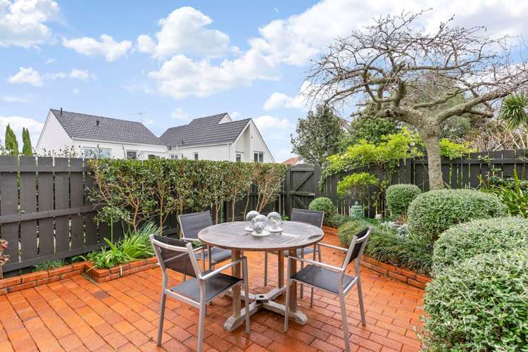 10/8 Hamilton Road Herne Bay_10