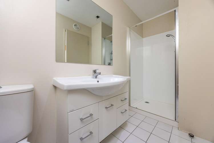 602/10 Ronayne Street Auckland Central_14