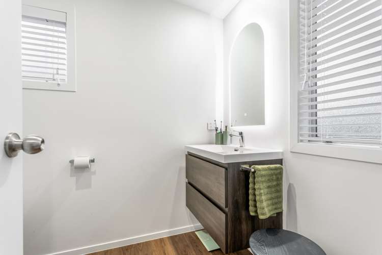 1/29 Kemp Road Massey_13