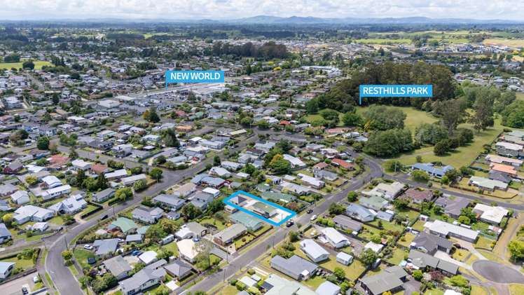 12 & 12A Oban Avenue Glenview_21