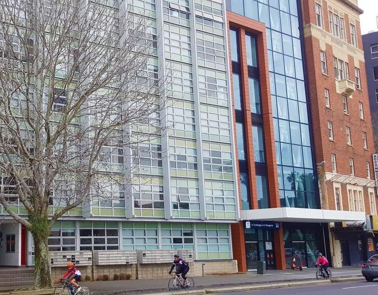 519/133 Beach Road Auckland Central_15