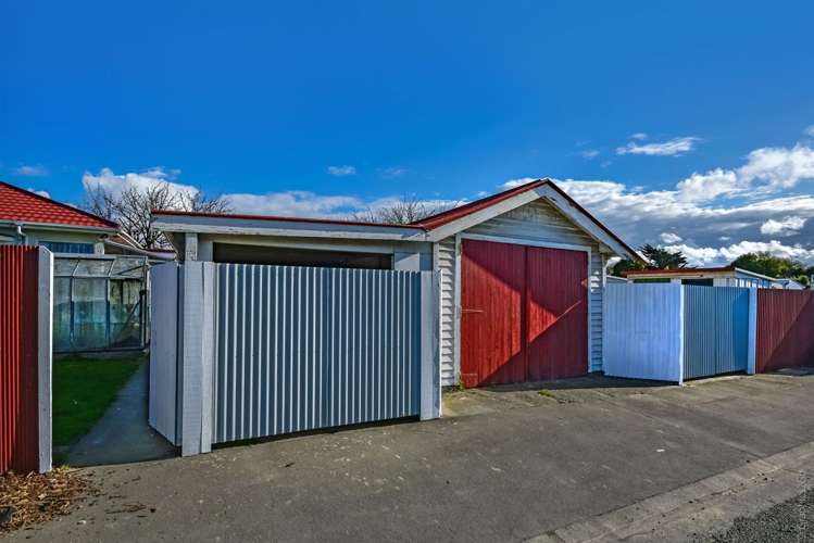 36 Frederick Street Waltham_25