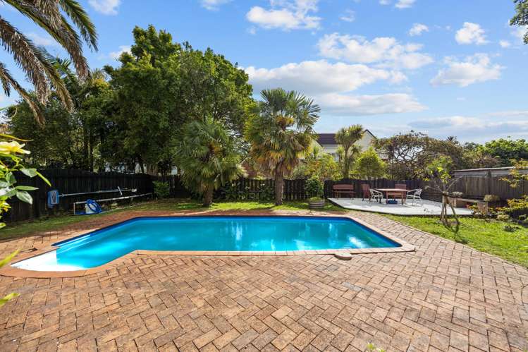 9 Lemonwood Place The Gardens_11