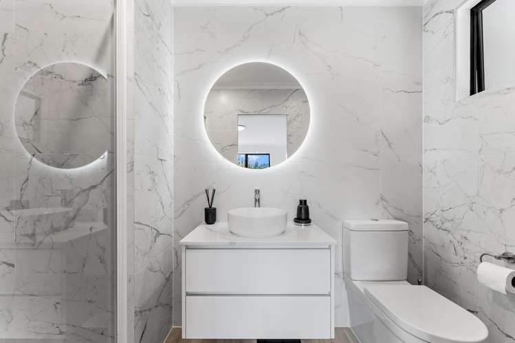 7 Hawaiian Parade Arkles Bay_15