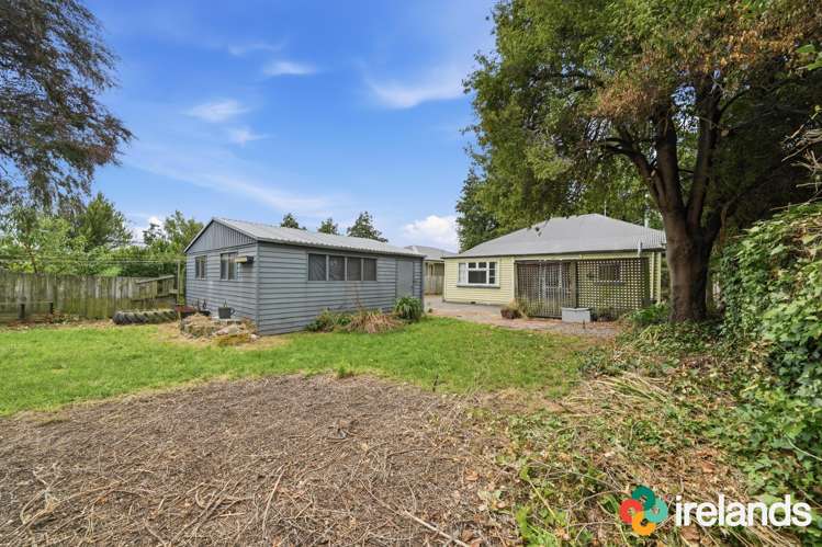 21 Defoe Place Waltham_13