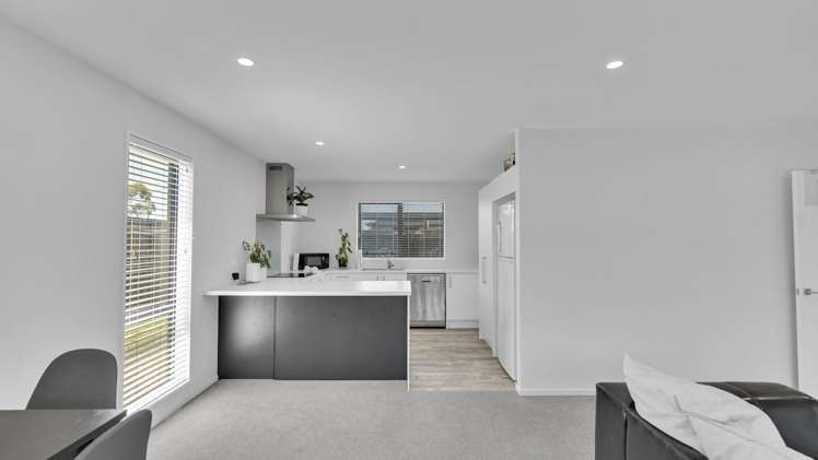 18 Kura Lane Aranui_4