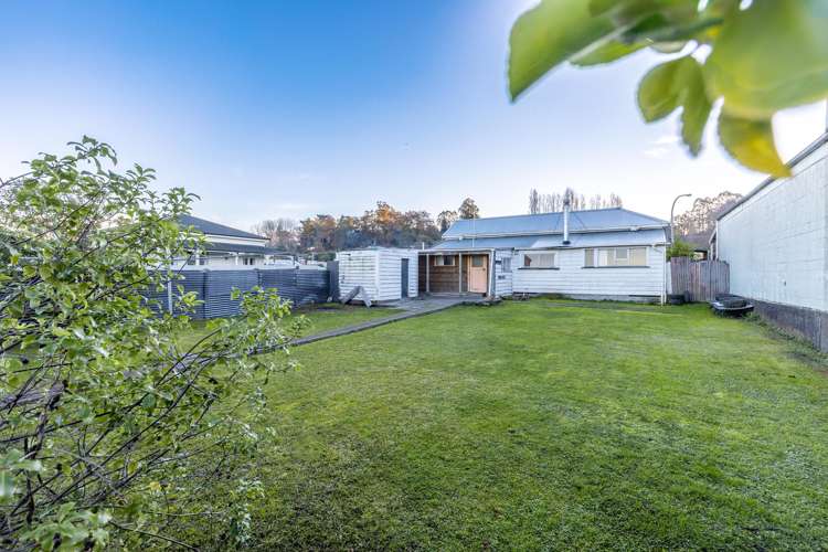 5 Collins Street Waipawa_8