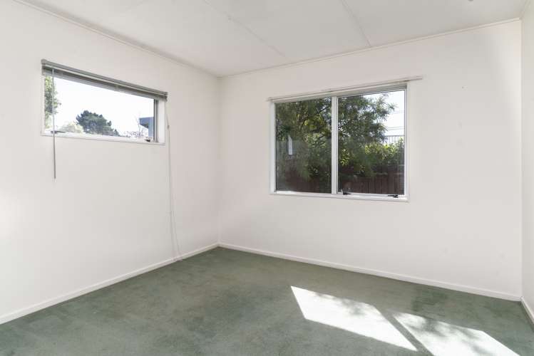 2 Hilton Road Carterton_5