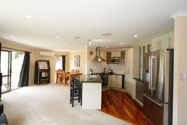 451 Old Te Atatu Road Te Atatu Peninsula_2