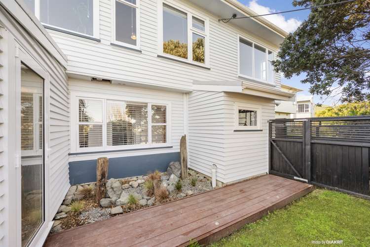 123 Tauhinu Road Miramar_12