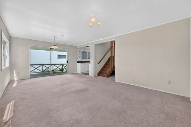 2/10 Akehurst Avenue New Lynn_2