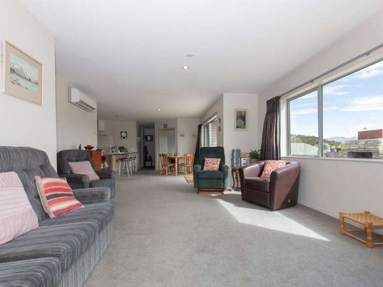 69 Dale Street Albert Town_7