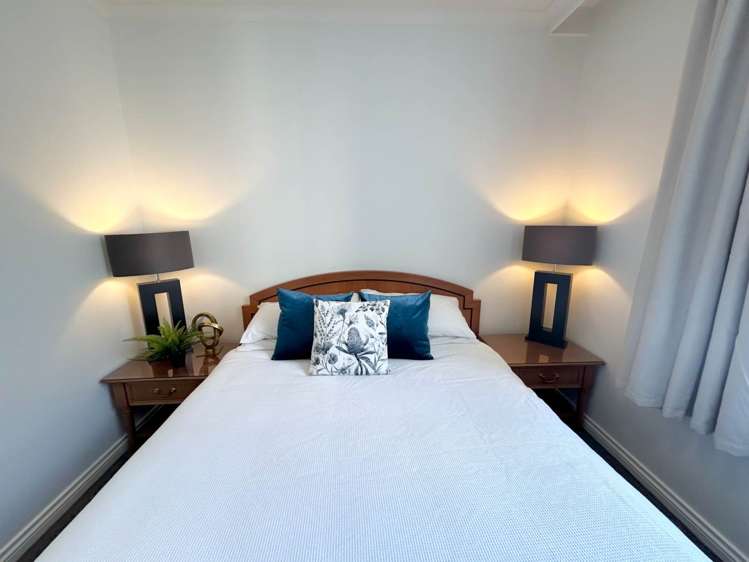 1807/8 Albert Street Auckland Central_16