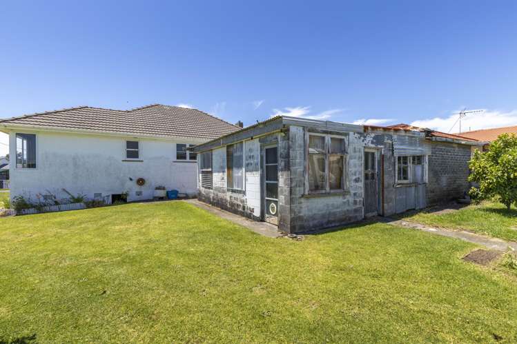 89 Cracroft Street Waitara_18