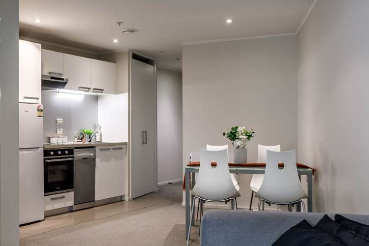 1H/156 Vincent Street City Centre_2