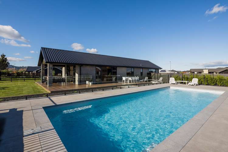 49 Mike Smith Drive Cambridge_17