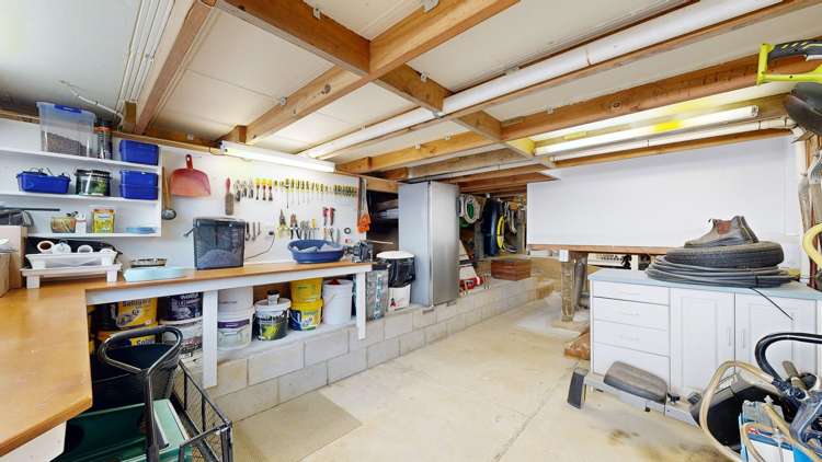 7 West Crescent Te Puru_25