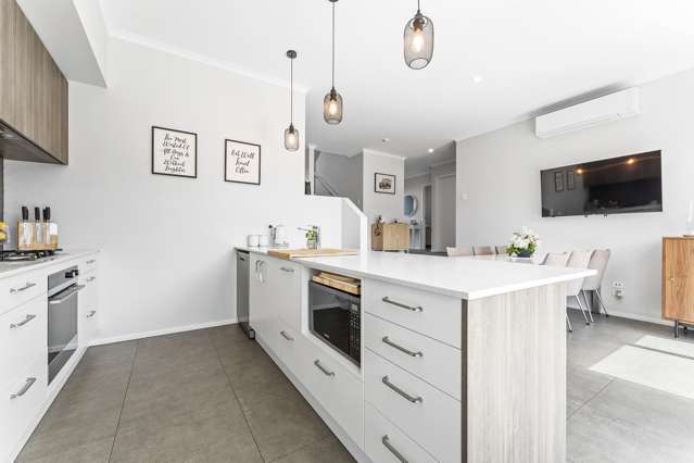 48 Karepiro Drive Stanmore Bay_2