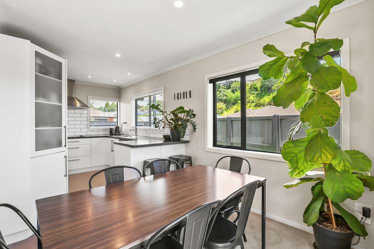 42 Magnolia Drive Westown_5