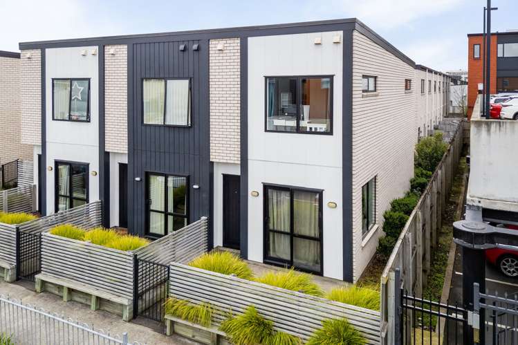 5/1 Vialou Street Hamilton Central_20