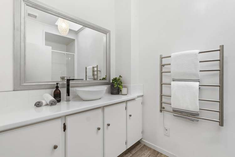 37b Greenstone Place Fernhill/Sunshine Bay_11