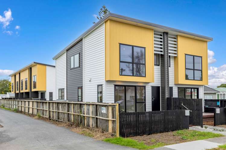 3/21 Peachgrove Road_1