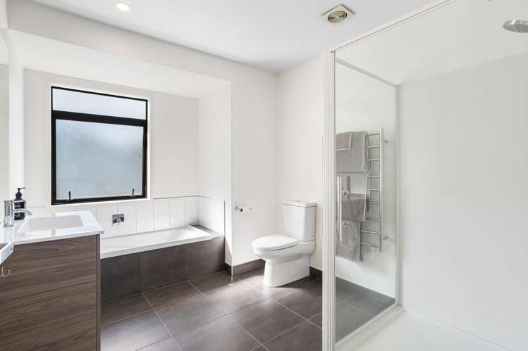 70 Castledine Crescent Glen Innes_14