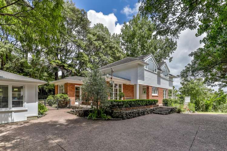 155 Scenic Drive Titirangi_33