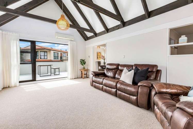  18 Langwell Place Papakōwhai_4