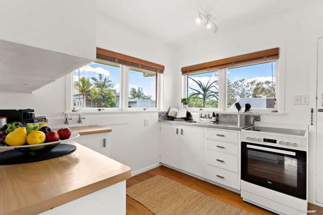 1/13 Creamer Avenue Belmont_2