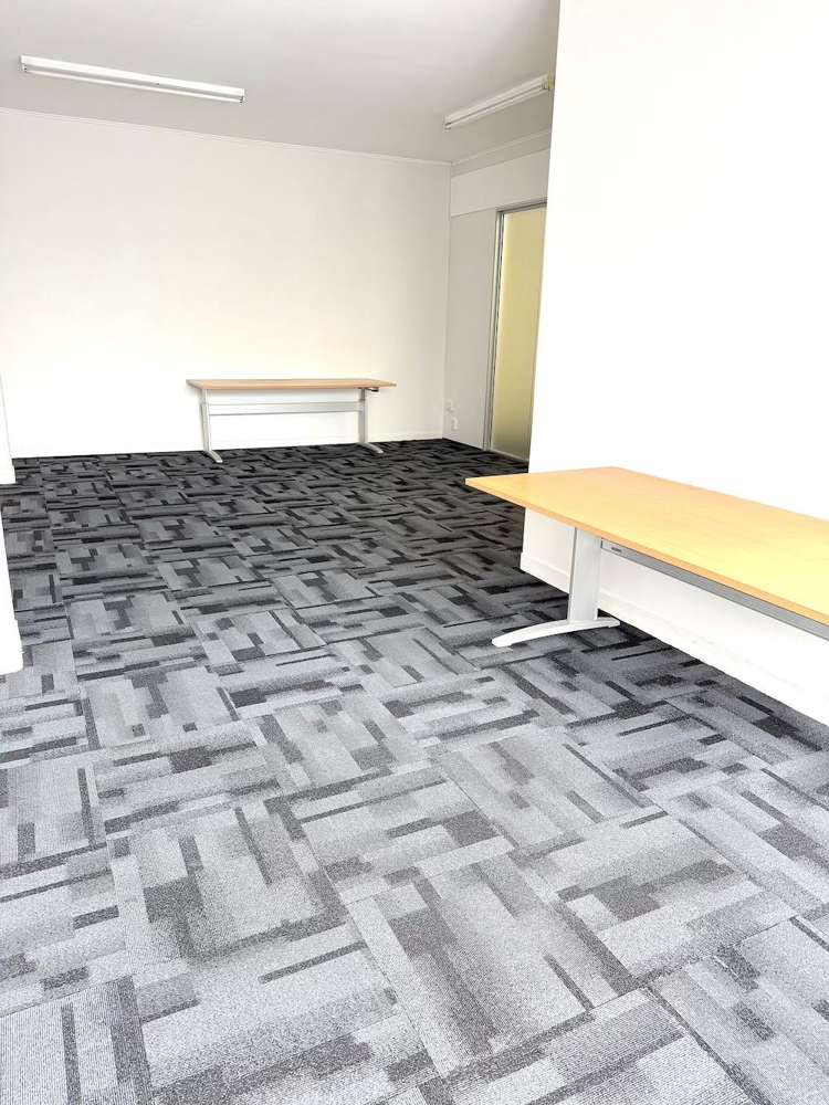 217-219 High Street Hutt Central_5