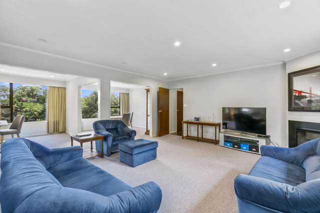 39 Greyfriars Crescent Tawa_3