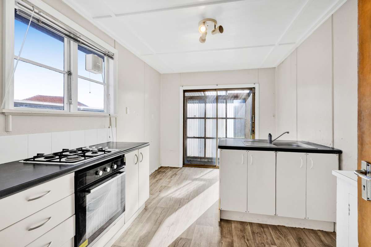 3 Dixon Avenue_2