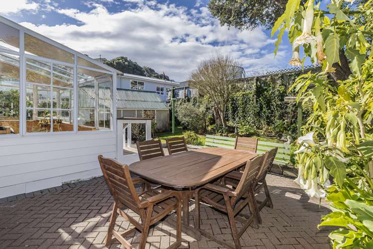 15 Streatlam Crescent Strathmore Park_11