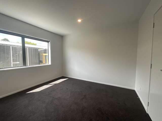 6C Orlando Street Stratford District_3