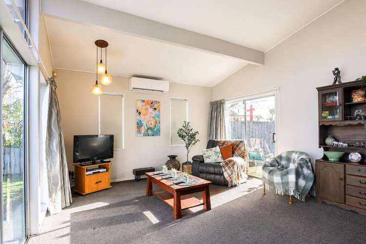 76 Oakfield Crescent Pukete_6